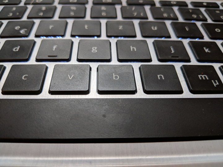 Maker:0x4c,Date:2017-10-12,Ver:4,Lens:Kan03,Act:Lar01,E-Y