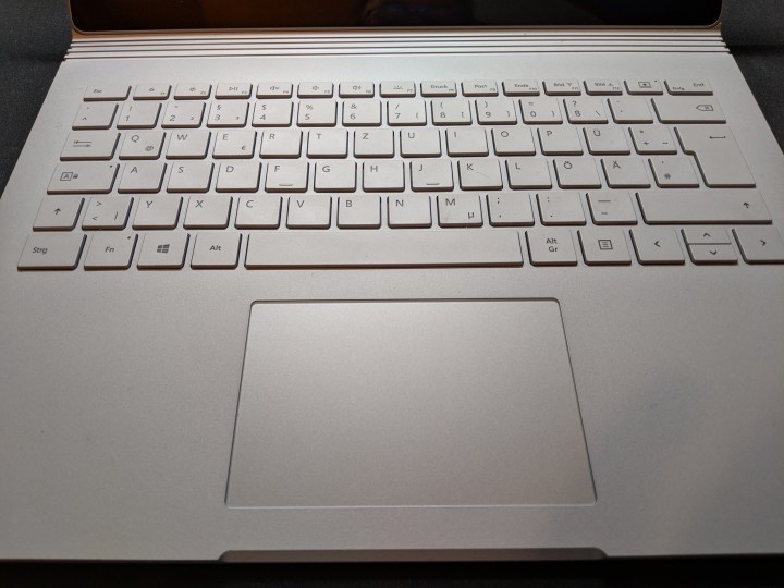 Maker:0x4c,Date:2017-10-12,Ver:4,Lens:Kan03,Act:Lar01,E-Y